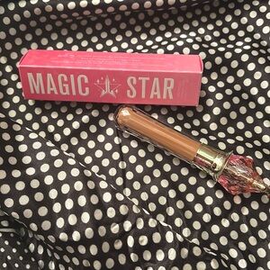 Jeffree Star Concealer C22 brand new in box
